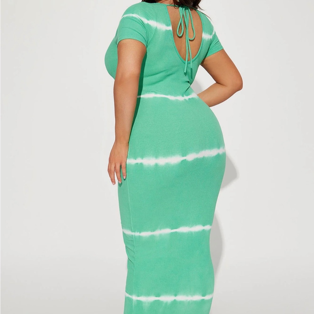 Fashion Nova dress plus size midi green dress NWT